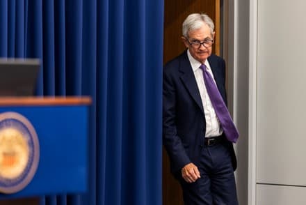 La Fed prise entre pression politique et brouillard économique